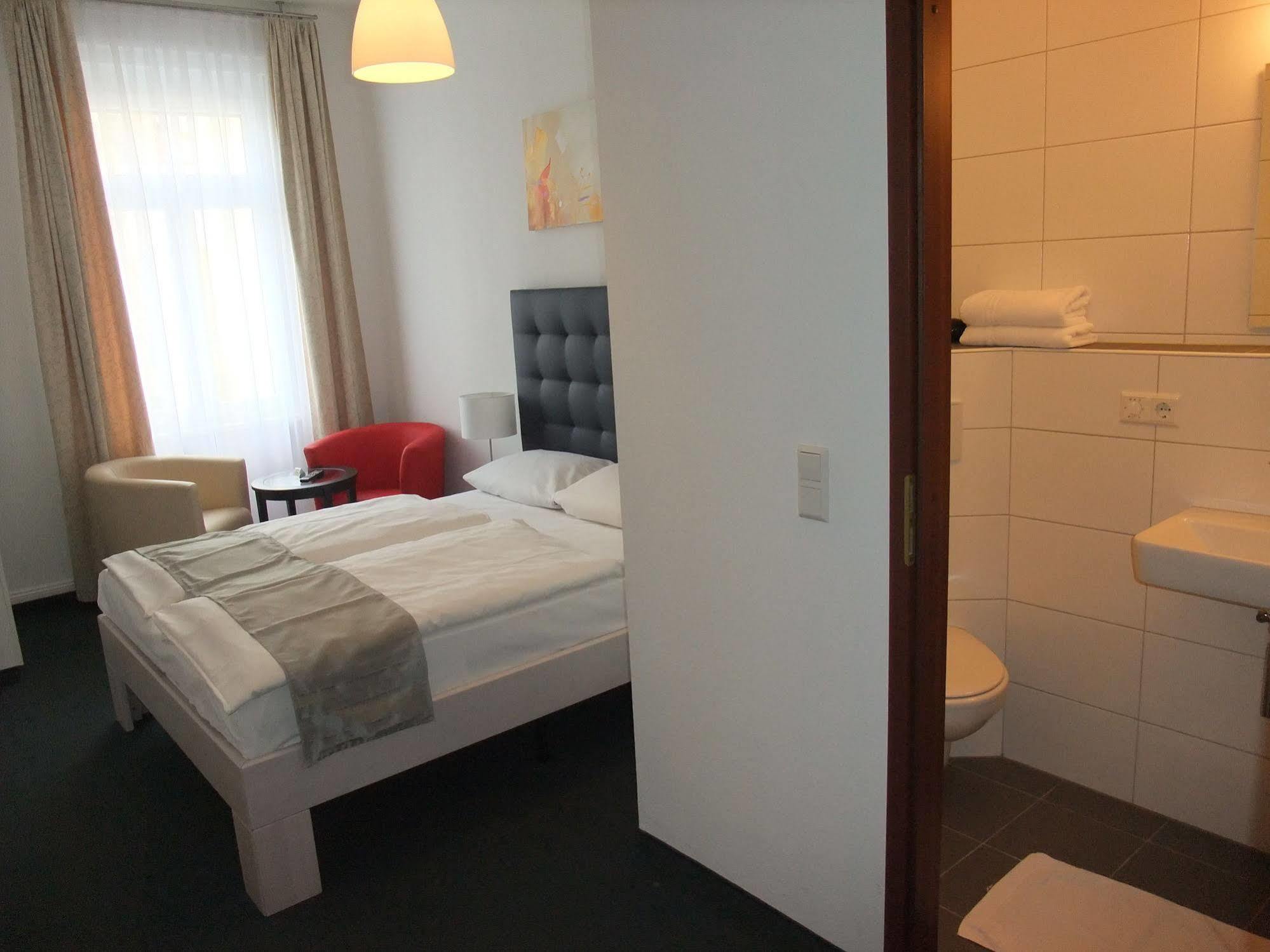 Hotel Deutscher Kaiser Baden-Baden Dış mekan fotoğraf
